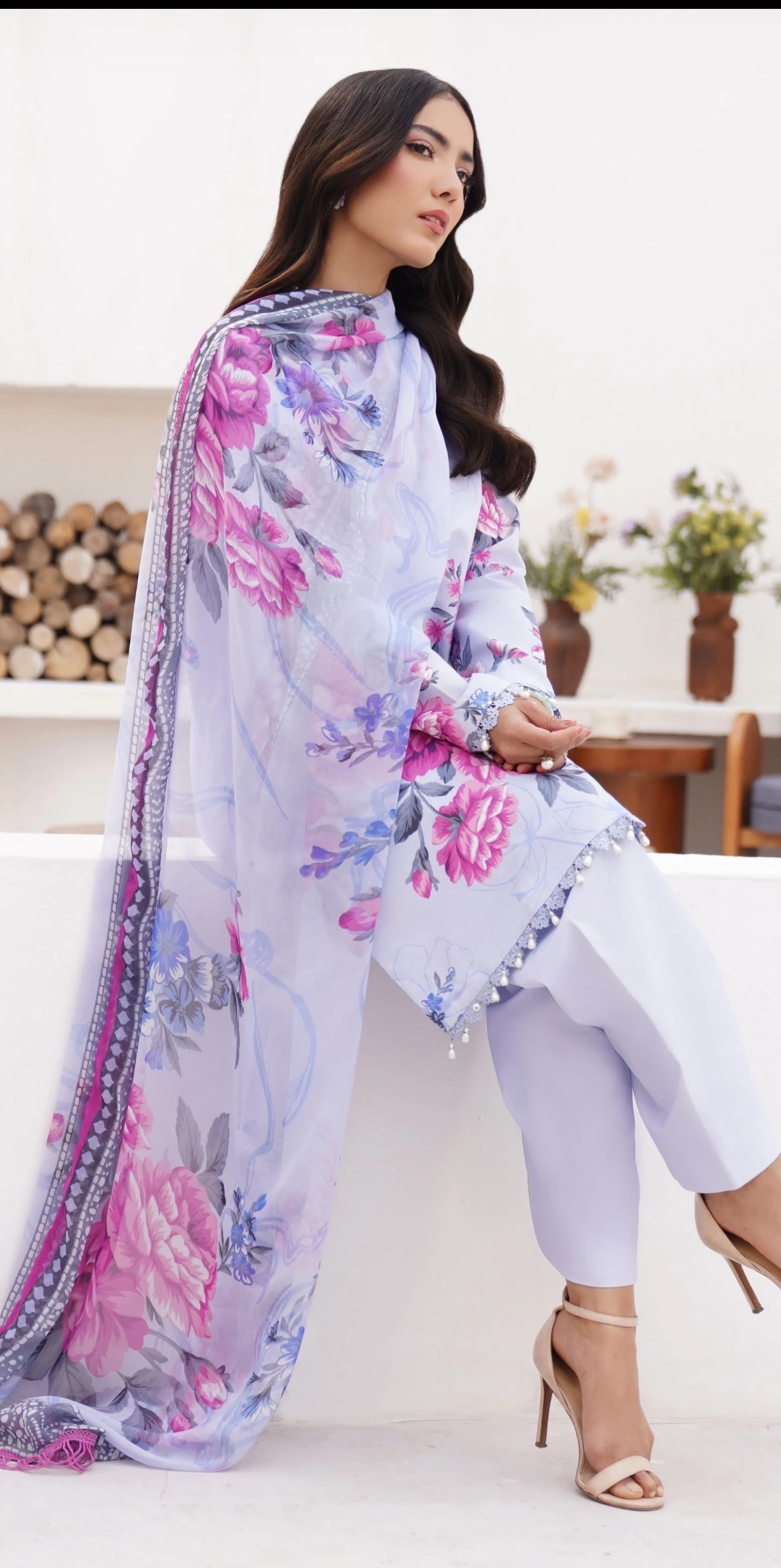 NAQSH FLORAL PARADISE